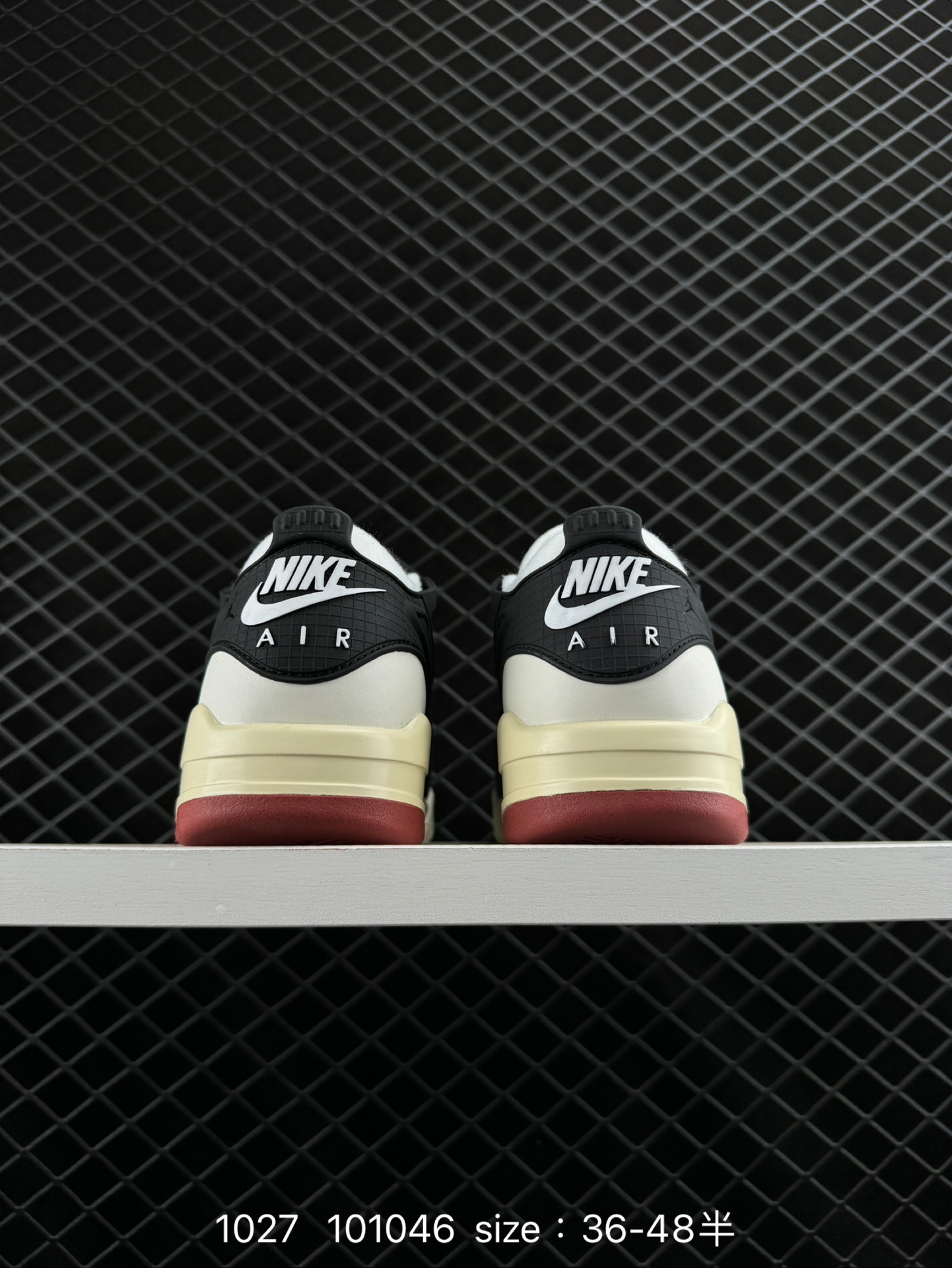 Nike Air Jordan 4 Retro